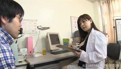 Aroused Japanese mature nurse falls for guy's proposal to fuck - Japan on vidgratis.com