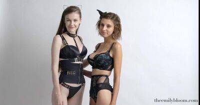 Model asked her best friend to star in commercials - Emily bloom on vidgratis.com