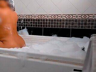 Fulfilling My Fantasy With My Neighbor In A Jacuzzi. on vidgratis.com