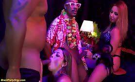 Extreme bbc carnaval anal fuck orgy - Brazil on vidgratis.com