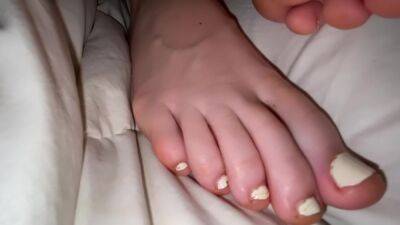 Mes Pieds Sous Couette - France on vidgratis.com