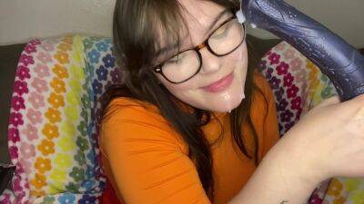 Velma Goes Investigating And Fucks A Monster!! (bad Dragon) on vidgratis.com