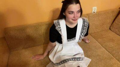 Shy Russian schoolgirl tries to swallow BF's dick and takes it in doggy pose - Russia on vidgratis.com