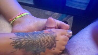 Cute Feet Rubbing My Dick Until I Cum All Over on vidgratis.com