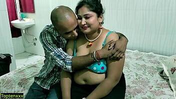 Beautiful Tamil bhabhi best cheating sex! with clear hindi audio - India on vidgratis.com