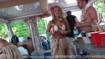 Wild naked hula party in party cove lake ozarks missouri on vidgratis.com