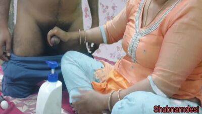 Indian Hot Aunty Teach How To Insert Penis In Small Ass Hole First Time - India on vidgratis.com