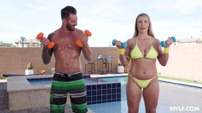 Energized MILF fucks with personal trainer for limitless orgasms on vidgratis.com