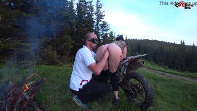 Brought Girlfriend to Forest It Fucked In Ass With Cum On Face on vidgratis.com