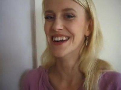 Released The Private Video Of Naive Blonde Teen Katerina - Czech Republic on vidgratis.com