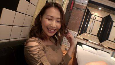 0002176_日本の女性が鬼ピスされるパコハメ販促MGS１９分動画 - Japan on vidgratis.com