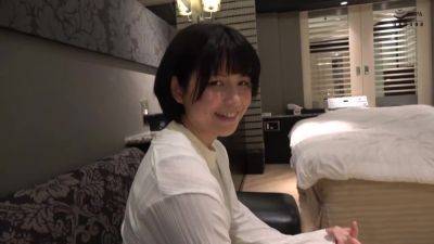 0002517_デカパイのニホン女性がおセッセMGS販促19分動画 - Japan on vidgratis.com