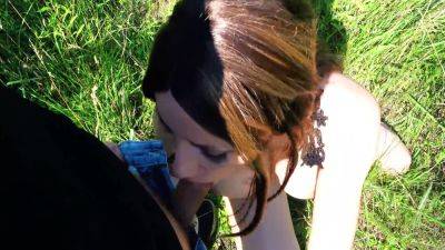 Horny German Milf Sucks A Big Cock In The Sunshine Outdoors! Deepthroat Blowjob With Throatpie 5 Min - Germany on vidgratis.com