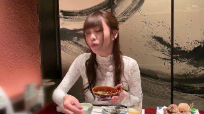 0002604_巨乳の日本の女性がエチハメMGS販促19分動画 - Japan on vidgratis.com
