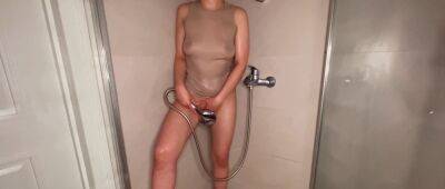 Bitch With Big Boobs Was Caught In Shower With Dildos on vidgratis.com