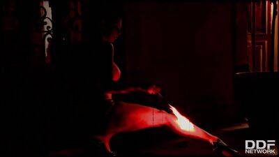 Flaming Hot Pussy: Sexy Pyromaniac Plays With Fire - PornWorld on vidgratis.com