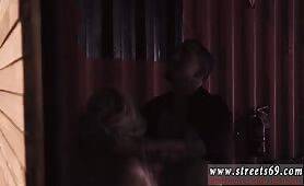 Slow soft blowjob xxx Poor Goldie. on vidgratis.com