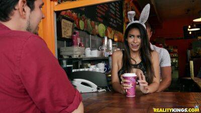 Charming Bikini Barista Babe incredible porn video - Usa on vidgratis.com