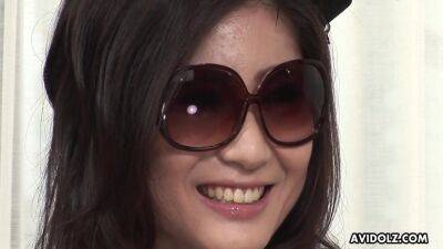 Akari Yukino - Japanese With Sunglasses Suck Cock In A Threesome Uncensored - Japan on vidgratis.com