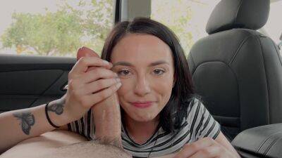 Steamy teen filmed in the car when treating herself with a big dick on vidgratis.com