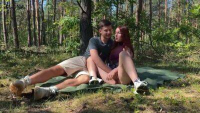 Public couple sex on a picnic in the park KleoModel on vidgratis.com