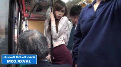 Japanese Public Sex In The Bus - Japan on vidgratis.com