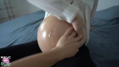 Great Cum On The Big Belly Of This Pregnant Beauty on vidgratis.com