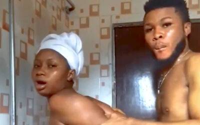 Horny Black Nigerian Couple Fucking Hard In Hot Shower! - Nigeria on vidgratis.com