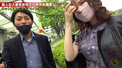 0000482_巨乳のスレンダー日本人女性が人妻NTR素人ナンパ絶頂セックス - Japan on vidgratis.com