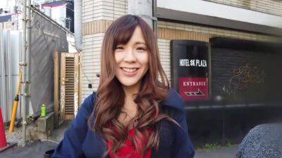 0000600_長身スレンダーの日本人女性がガン突きされる痙攣イキセックス - Japan on vidgratis.com
