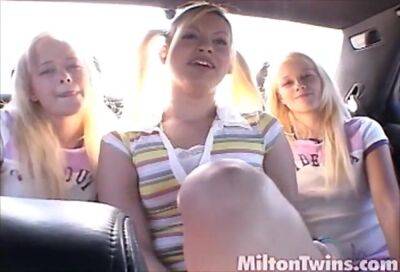 Miltontwins get fingered by lesbian teen on vidgratis.com