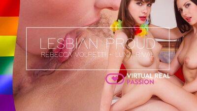 Lesbian proud on vidgratis.com