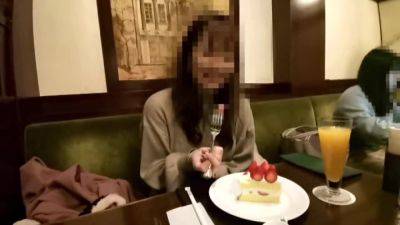 0000206_日本人女性が潮吹きする人妻NTR素人ナンパセックス - Japan on vidgratis.com