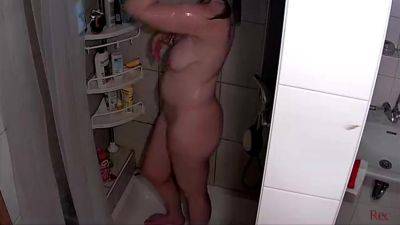 Shower Compilation on vidgratis.com