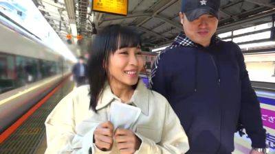 0001444_巨乳ミニマムの日本人女性が大量潮吹きする痙攣イキセックス - Japan on vidgratis.com