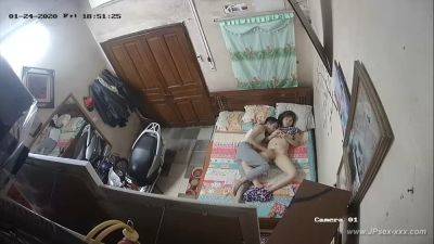 Hackers use the camera to remote monitoring of a lover's home life.589 - China on vidgratis.com