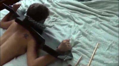 Beata 19 Introduced To The Cane And Paddle on vidgratis.com
