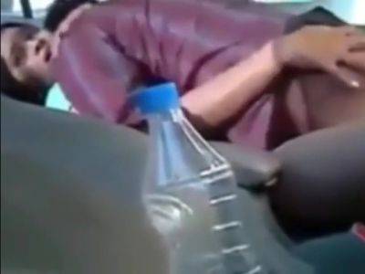 Indonesian Maid Gets Fucked By Bangladeshi Driver - Indonesia on vidgratis.com