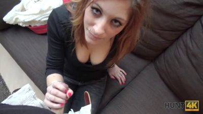 Bezaubernde Rothaarige is a total hottie who loves to be spoiled with cash - Czech Republic on vidgratis.com