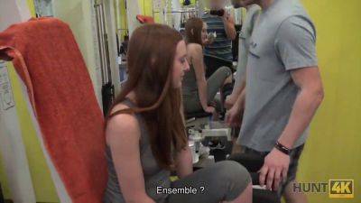 Young Czech couple goes wild in the lapin de gym: Un relations-of-friend POV - Czech Republic on vidgratis.com