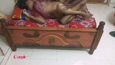 Indian Harami Bhabhi Mast Chudai With Horny Telugu Husband In Hindi Audio - India on vidgratis.com