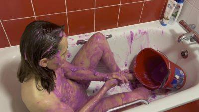 Hotel Play In Thick Gunge - Britain on vidgratis.com