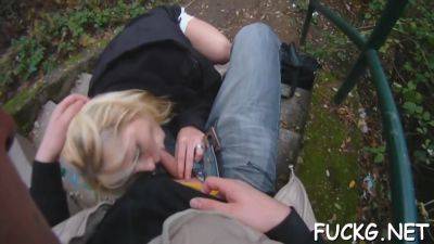 Amateur Teen Sucks A Dick With Spy Camera on vidgratis.com