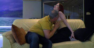 Alluring redhead loves getting intimate with her curious stepdad on vidgratis.com