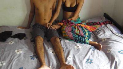 Exclusive Desi wife gets her small tits fondled by hotel room boy - India - Sri Lanka on vidgratis.com