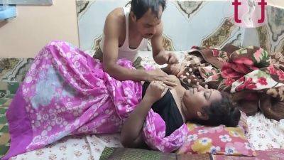 Domestic Help Comes Into Real Help - While The Master Can Not Control His Lust - India on vidgratis.com