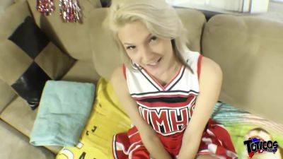 Hope Harper - Blonde Cheerleader Bbc on vidgratis.com