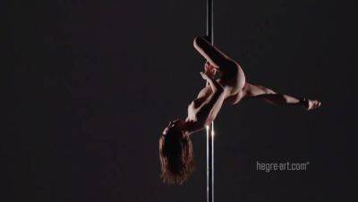 Mya: Brunette Pole Dance Goddess with Bigger Booty & Small Breasts - Brazil on vidgratis.com