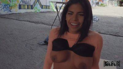 Sheila Ortega's Big Tit Cock Ring Game on vidgratis.com