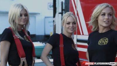 Exciting XXX scene with Jesse Jane and friends on vidgratis.com
